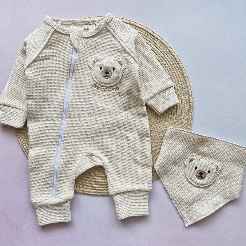 سرهمی و دستمال گردن تدی کرم بیبی وان