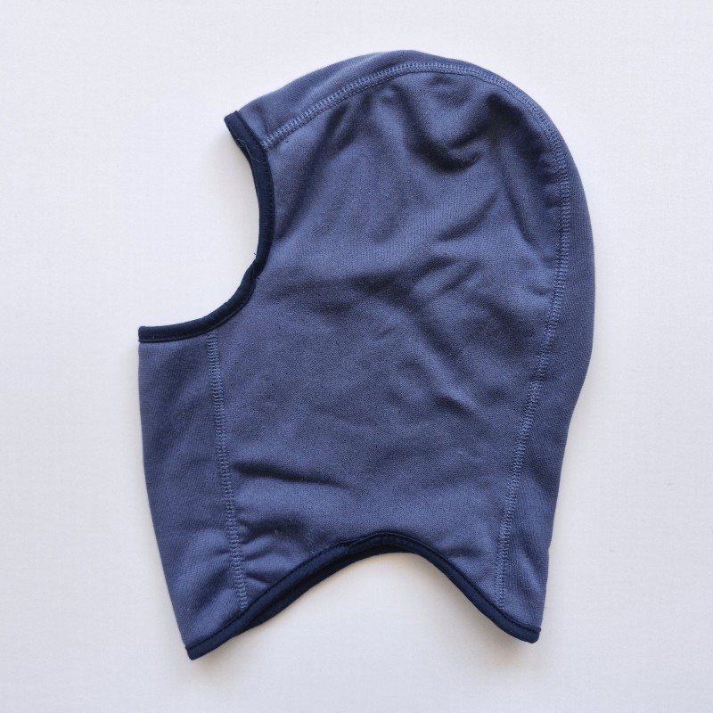 کلاه نقابی داخل مخمل