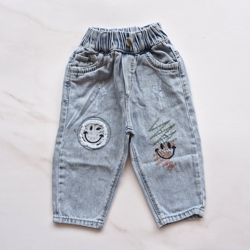 شلوار جین روشن مام استایل استیکر پرنیان