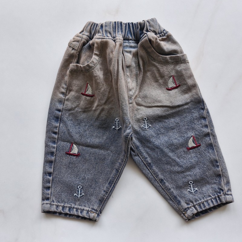 شلوار جین نقلی مام استایل قایق