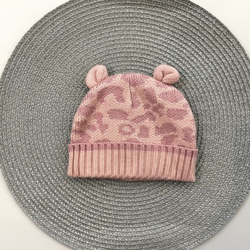 کلاه بافت گوشدار پلنگی