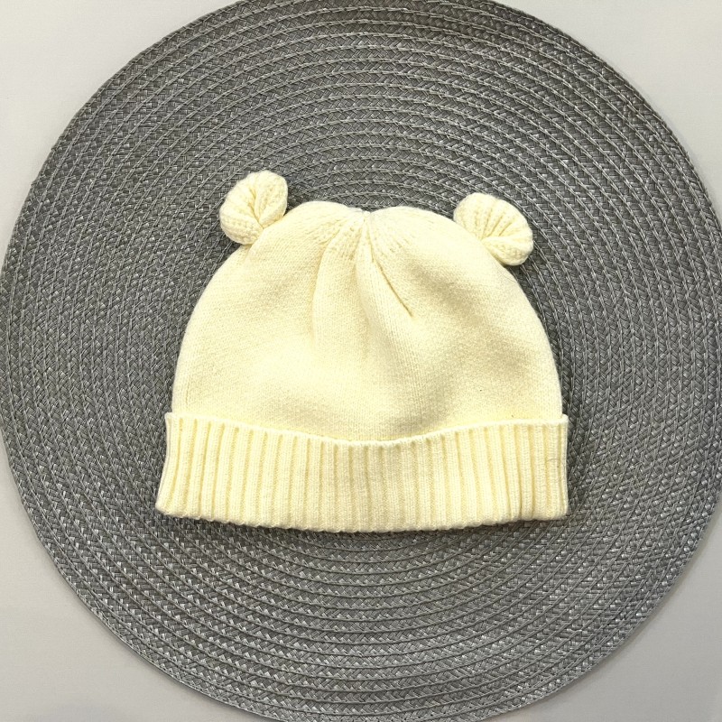 کلاه بافت دو گوش شیری