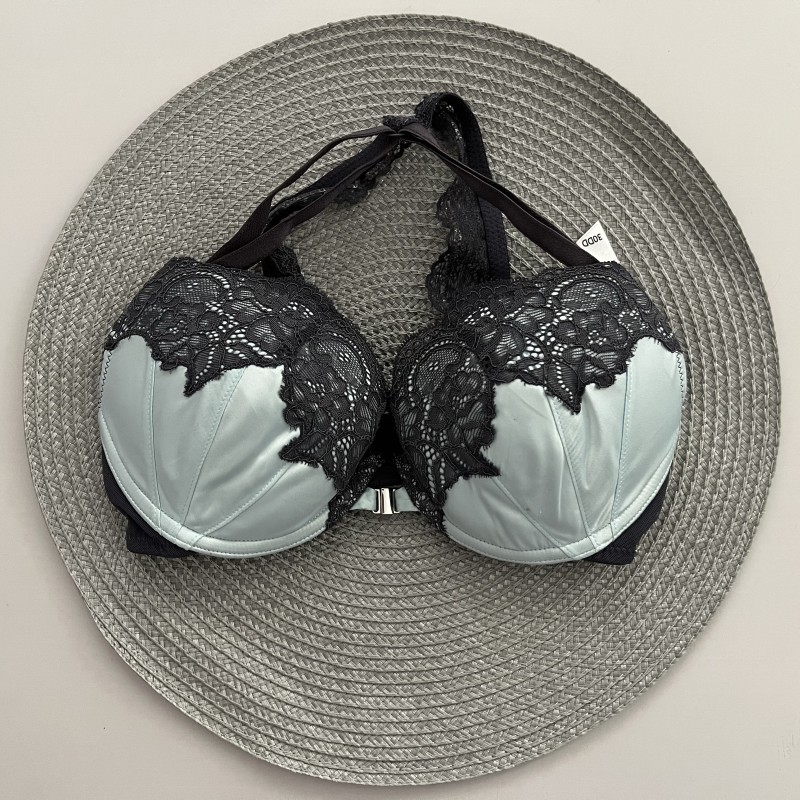 سوتین اسفنجی جلوبازشو وارداتی