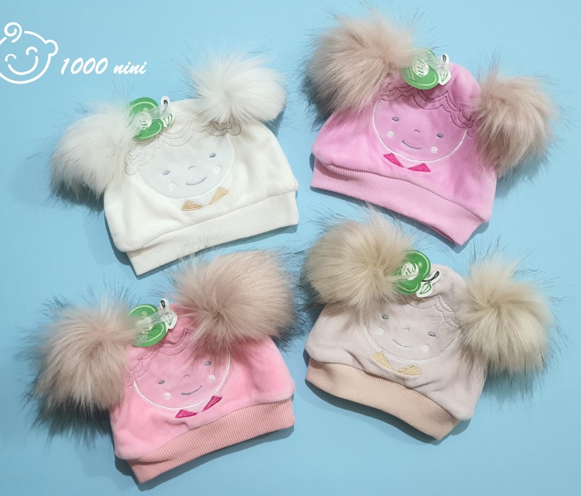 کلاه مخمل دو پوم