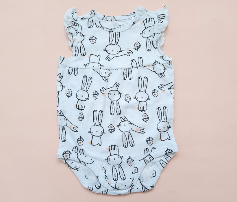 بادی آستین کوتاه تمام چاپ خرگوش سفید