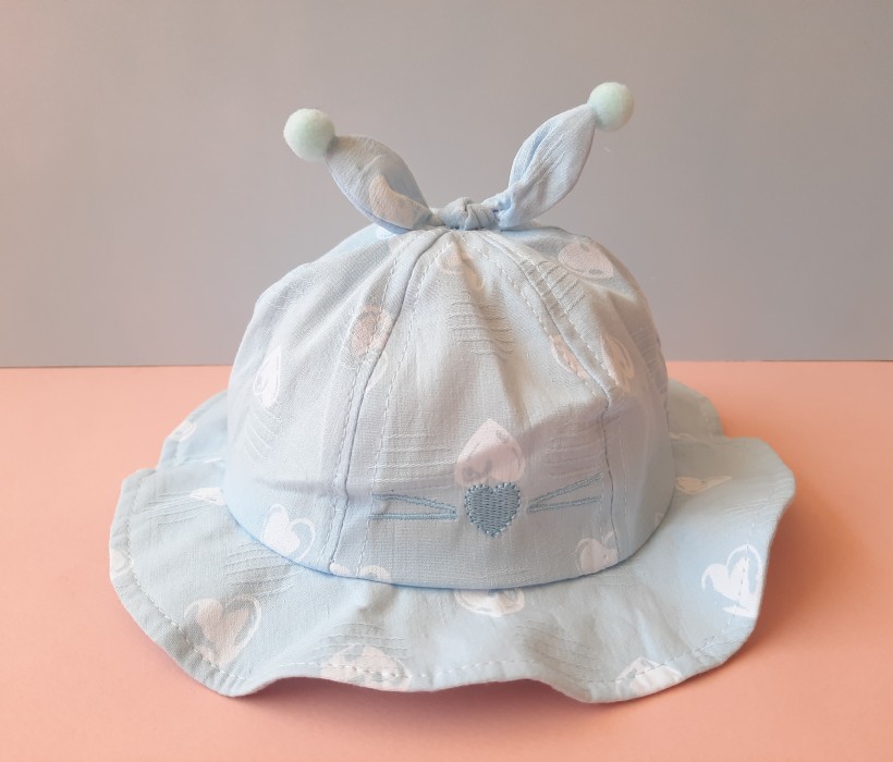 کلاه لبه دار طرح قلب