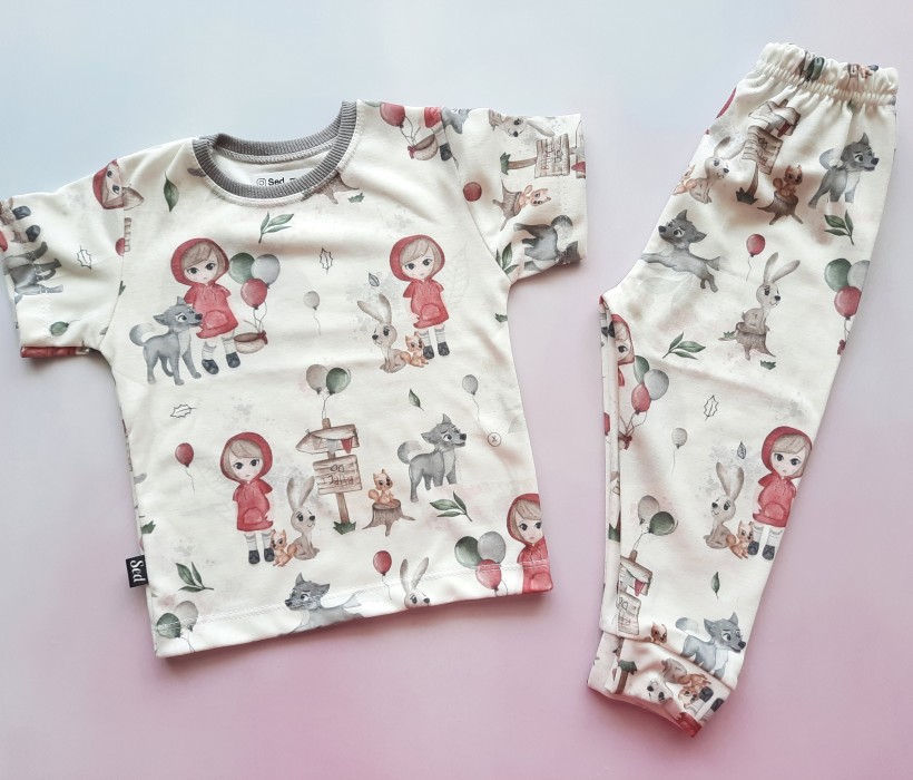 ست تیشرت شلوار راحتی شنل قرمزی SED