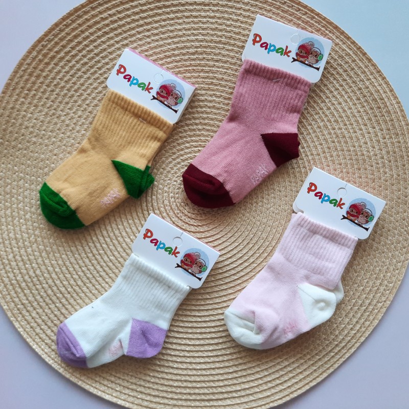 جوراب رنگی ساق دار نوزادی