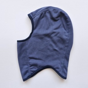 کلاه نقابی داخل مخمل