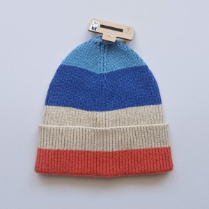 کلاه بافت راه راه کد 1