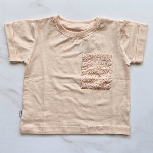 تیشرت آستین کوتاه تک جیب گیپور گلبهی امیرکوچولو