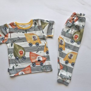 ست تیشرت شلوار راحتی ماشین میوه ای SED