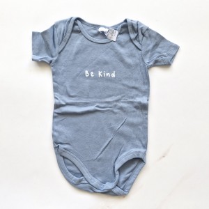 بادی وارداتی be kind