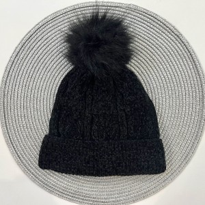 کلاه بافت مشکی مخملی kids