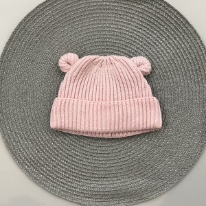 کلاه بافت گوشدار صورتی