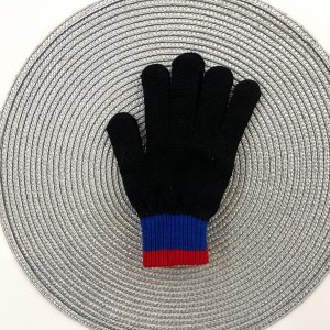 دستکش مشکی kids