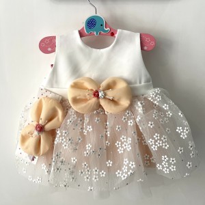 پیراهن عروس و تل گلبهی