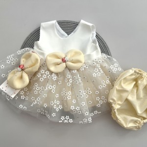 پیراهن عروس و تل شیری