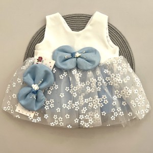 پیراهن عروس و تل آبی