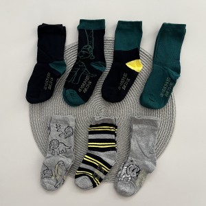 جوراب وارداتی کد 2 kids