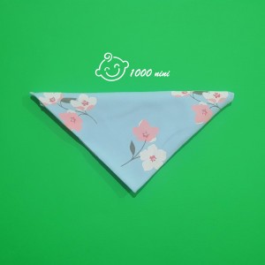 روسری طرح لاولی نیلی