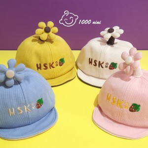 کلاه لبه دار طرح گل و فندق