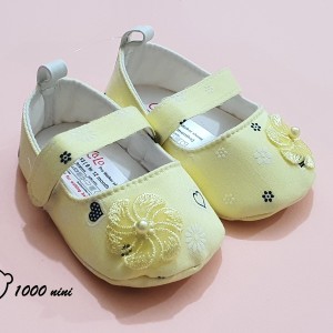 پاپوش دخترانه طرح گل کوکالو 161