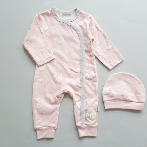 سرهمی و کلاه قو آرین