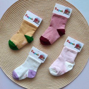 جوراب رنگی ساق دار نوزادی