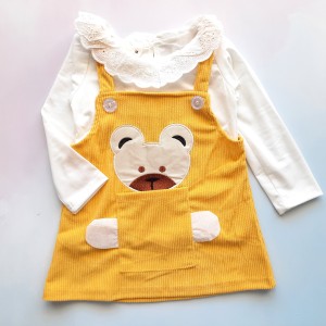 سارافون کبریتی و شومیز خرس زرد