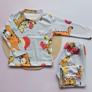 بلوز و شلوار راحتی گارفیلد kids