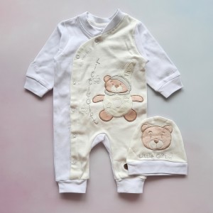 سرهمی و کلاه تدی سفید چیاکو