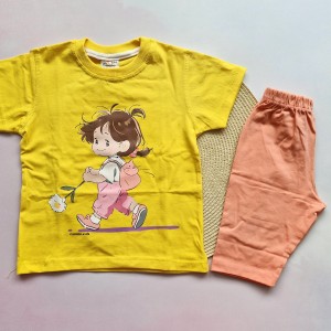 تیشرت و شلوارک دخترک و کوله پشتی زرد kids