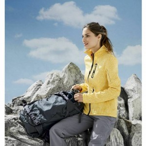 سافتشل زنانه CRIVIT