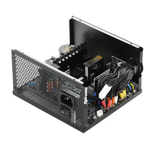 منبع تغذیه کامپیوتر 600W وات گرین مدل GP600A-UK EVO V3.1 (ATX 3.1)