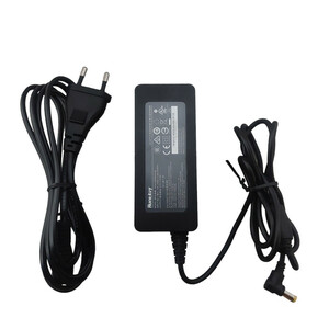 آداپتور 9 ولت 4 آمپر کستل تکنولوژی -کارکرده