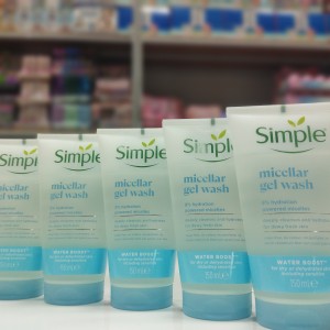 ژل شستشوی صورت با آبرسانی فوقالعاده و بدون حس خشکی میسلار سیمپل( micellar)