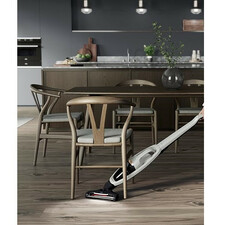 جارو شارژی آ ا گ مدل QX6-1-400G