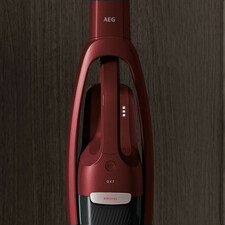 جارو شارژی عصایی آ ا گ مدل QX7-ANIM