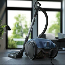 جاروبرقی آاگ مدل  VX9-4-8IBM