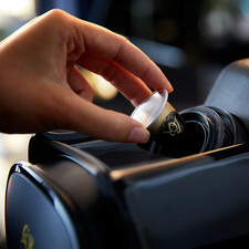 اسپرسو ساز 1 لیتری فیلیپس مدل  Lor Barista LM8014/60 به همراه کف شیرساز فیلیپس