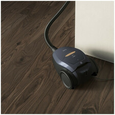 جاروبرقی آ ا گ مدل VX82-1-5DB