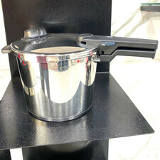 زودپز فیسلر مدل Vitavit Comfort گنجایش 6 لیتر