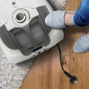 جاروبرقی 1800 وات اسنوا مدل SVC-CA18WE