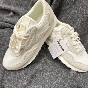 کفش ورزشی زنانه اورجینال برند reebook  مدل classic nylon