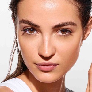 ضدآفتاب کپیتال سولیل ویشی SPF50 مناسب پوست مختلط تا چرب 50ml