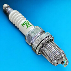 شمع خودرو ان جی کی مدل ORG.Jpn کد BKR6E11 پایه کوتاه مناسب برای تیبا ، کوییک ، اطلس بسته ۴ عددی