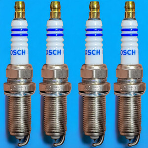 شمع تقویتی خودرو بوش مدل سوزنی ایریدیوم کد Russia+42 پایه بلند مناسب برای پژو 206 تیپ 5 و 207 بسته 4 عددی