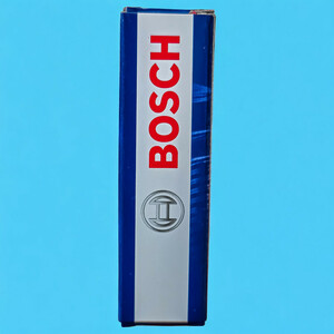 شمع خودرو بوش مدل ۲ پلاتین - Gemany پایه کوتاه مناسب برای پژو ۴۰۵ XU7 بسته ۴ عددی