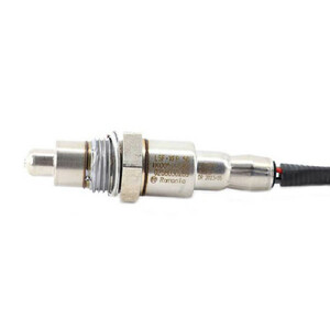 سنسور اکسیژن بوش مدل me17 مناسب برای رانا و رانا پلاس